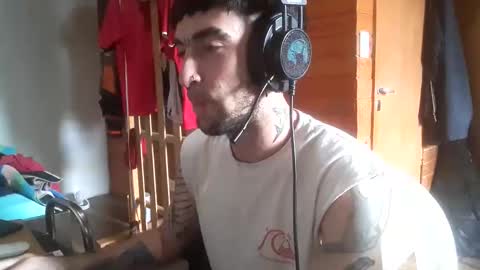 Yuumi online show from 11/11/25, 06:52