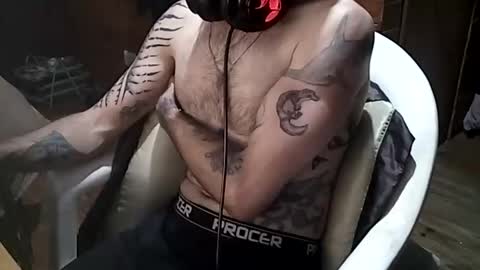 Yuumi online show from 12/16/25, 07:24