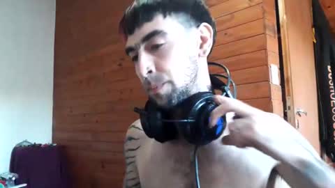 Yuumi online show from 02/09/26, 11:09