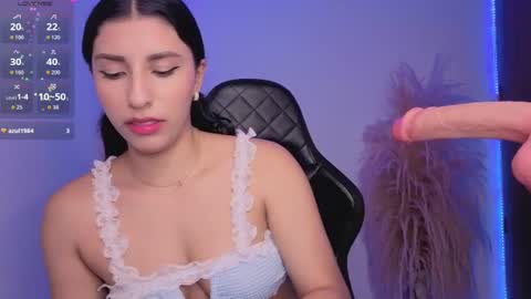 yuzii Im new to these pages so I hope you guys are kind to me. online show from 07/11/26, 01:52