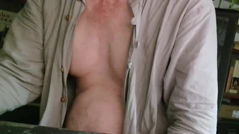 yvanbonar181018 online show from 09/21/25, 04:47