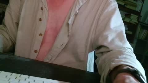 yvanbonar181018 online show from 10/03/25, 03:14