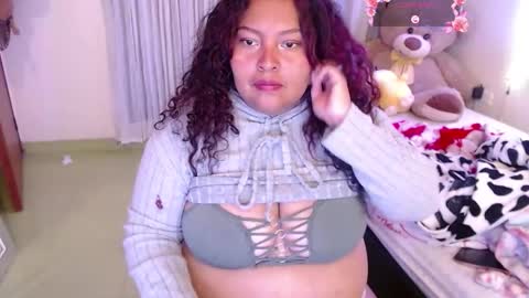 yvonn online show from 12/16/25, 09:47