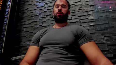 David online show from 11/23/25, 04:29