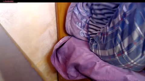 Snapshot of yzza_suave chatting on 02/22/25, 11:57 yzza_suave online show from 02/22/25, 11:57