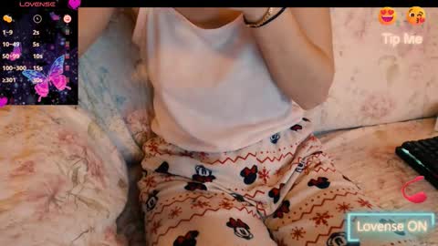 Snapshot of yzza_suave chatting on 01/11/26, 12:21 yzza_suave online show from 01/11/26, 12:21