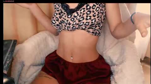 yzza_suave online show from 07/10/26, 08:29