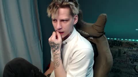 Snapshot of zaaaaaaaaaaaaaaaap chatting on 01/10/25, 02:14 Toshka online show from 01/10/25, 02:14