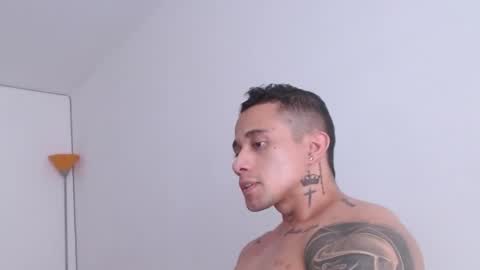 Snapshot of zac_colleng07 chatting on 01/31/25, 09:05 Zac Colleng online show from 01/31/25, 09:05