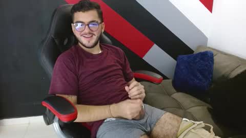 Zack  online show from 12/19/25, 12:39