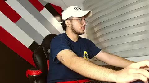 Snapshot of zac_golden chatting on 06/04/26, 11:49 Zack online show from 06/04/26, 11:49