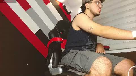 Snapshot of zac_golden chatting on 06/16/26, 12:08 Zack online show from 06/16/26, 12:08