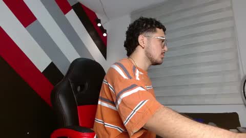 Snapshot of zac_golden chatting on 07/03/26, 11:49 Zack online show from 07/03/26, 11:49