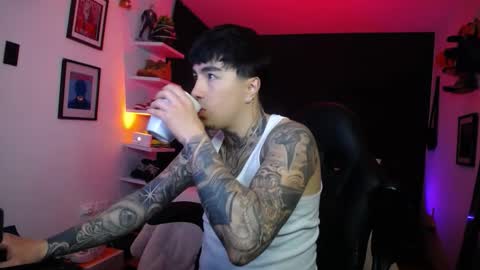 zac_muller1 online show from 10/05/25, 05:17