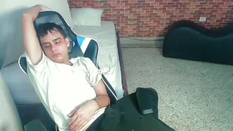 ZACARIAS online show from 09/26/25, 05:11