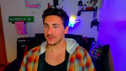 Zach Rhyder online show from 10/10/25, 12:20