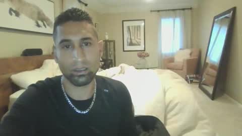 Snapshot of zachwest6864 chatting on 10/16/25, 12:00 zachwest6864 online show from 10/16/25, 12:00