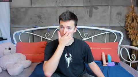 Zack online show from 12/04/24, 10:24