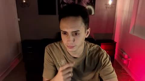 zack_isback online show from 04/18/26, 07:40