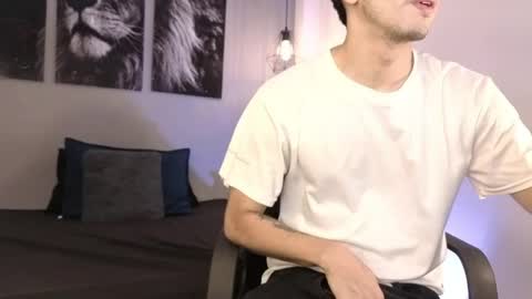 zack_isback online show from 04/23/26, 07:49