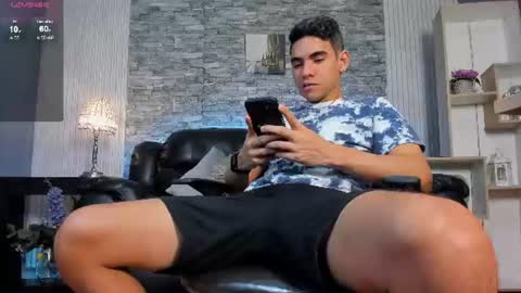 zack_joness10 online show from 06/16/26, 04:15