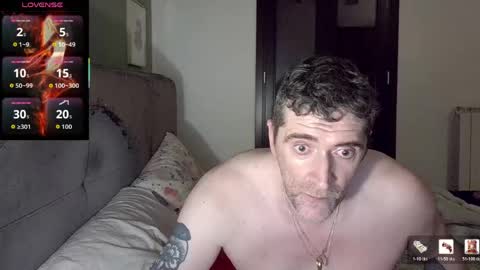 Snapshot of zackhot31 chatting on 05/27/26, 01:57 Ivan online show from 05/27/26, 01:57