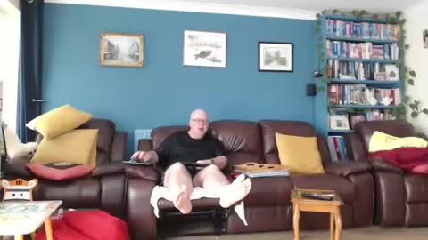 Snapshot of zacsmithuk chatting on 02/02/26, 10:47 Zac Smitj online show from 02/02/26, 10:47