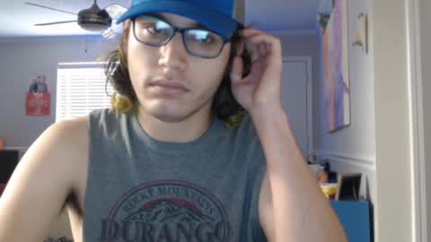 Snapshot of zacthefeetguy chatting on 12/19/25, 04:25 ZactheFeetGuy online show from 12/19/25, 04:25