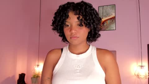 Snapshot of zafiiraa chatting on 12/28/24, 12:56 zafira online show from 12/28/24, 12:56