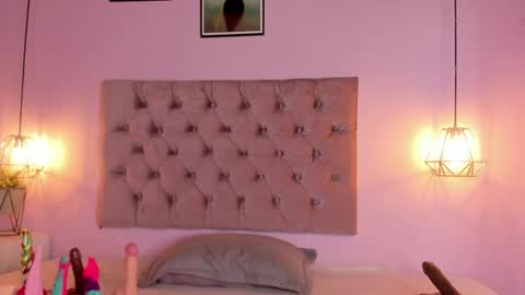 Snapshot of zafiiraa chatting on 01/04/25, 11:33 zafira online show from 01/04/25, 11:33