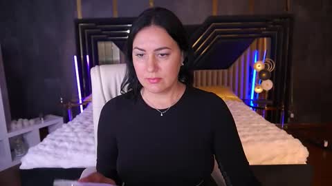 Zafiramoonn online show from 11/04/25, 02:05