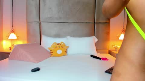 Zafiro online show from 02/10/26, 12:09