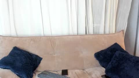 Snapshot of zafiro_lee chatting on 06/10/26, 03:50 zafiro_lee online show from 06/10/26, 03:50