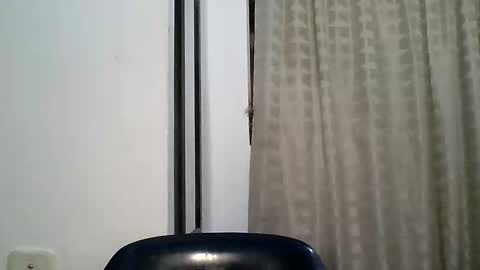 Zafiro online show from 04/28/26, 05:29