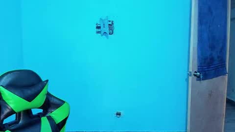 Snapshot of zafirocum chatting on 02/19/26, 12:12 BiG Zafiro online show from 02/19/26, 12:12