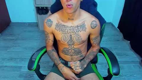 Snapshot of zafirocum chatting on 03/06/26, 12:01 BiG Zafiro online show from 03/06/26, 12:01