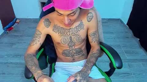 Snapshot of zafirocum chatting on 03/08/26, 04:55 BiG Zafiro online show from 03/08/26, 04:55