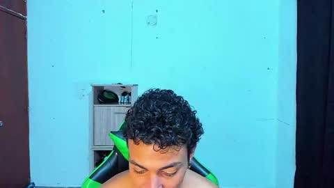 Snapshot of zafirocum chatting on 03/11/26, 10:10 BiG Zafiro online show from 03/11/26, 10:10