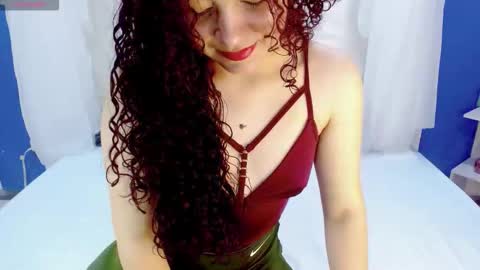 Zahira  online show from 12/22/25, 06:05