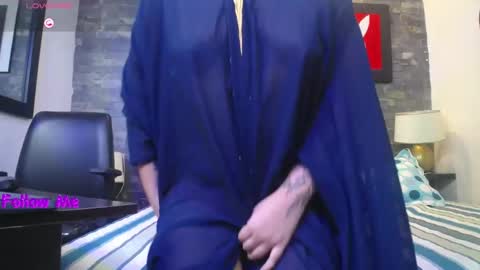 Snapshot of zahra24659 chatting on 02/23/26, 08:28 Zahra online show from 02/23/26, 08:28