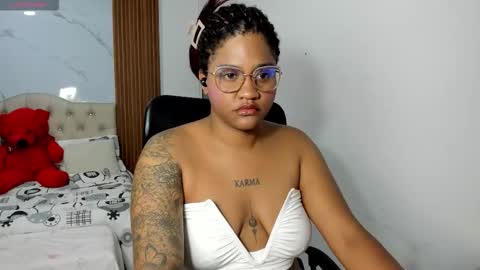 zahra_rose online show from 03/23/26, 08:46