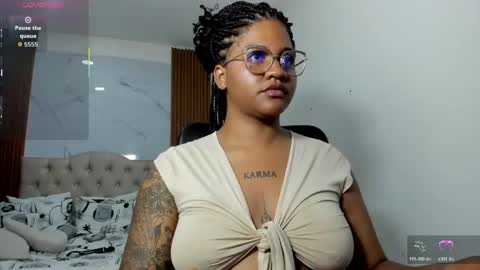 zahra_rose online show from 04/21/26, 01:42