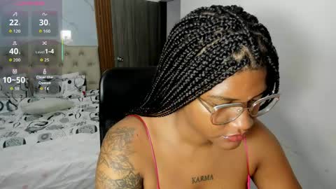 zahra_rose online show from 04/22/26, 10:50