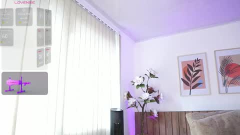 Zara Williams online show from 11/21/25, 07:12