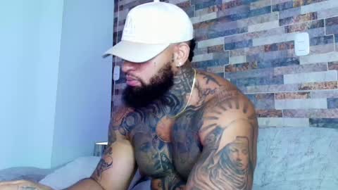 INSTAGRAM yormanfit7 online show from 09/23/25, 01:41