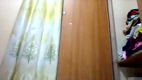 Snapshot of zainxxxx chatting on 02/17/25, 06:48 zainxxxx online show from 02/17/25, 06:48