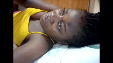 Snapshot of zainxxxx chatting on 02/17/25, 09:52 zainxxxx online show from 02/17/25, 09:52