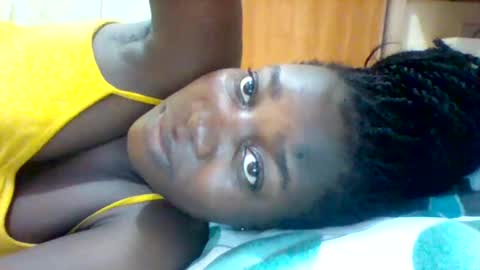 Snapshot of zainxxxx chatting on 02/20/25, 08:06 zainxxxx online show from 02/20/25, 08:06