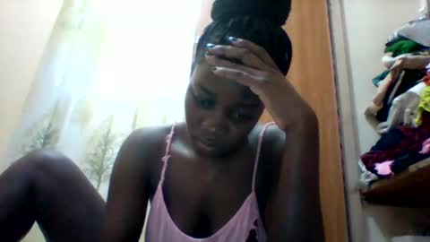 Snapshot of zainxxxx chatting on 03/03/25, 12:16 zainxxxx online show from 03/03/25, 12:16