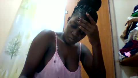 Snapshot of zainxxxx chatting on 03/06/25, 12:09 zainxxxx online show from 03/06/25, 12:09